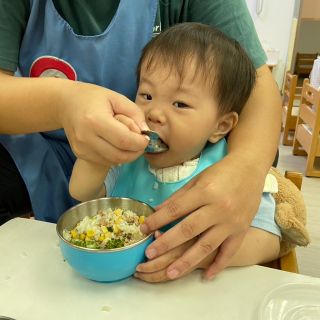 LINE_ALBUM_9生-吃飯收玩具鞋格椅子丟垃圾_240922_60