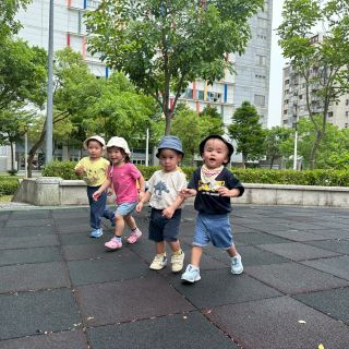 879C44C5-863A-44D8-B002-4DFBDE05D498