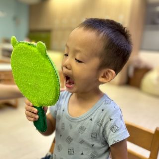 LINE_ALBUM_8語 照照我的臉 手指謠  看書 86戶外_250819_2