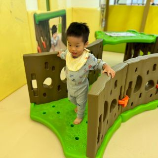 LINE_ALBUM_搭火車、親子館_251224_72