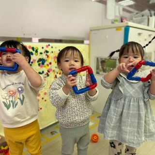 A5E7E1E4-FE25-4E9B-84ED-E560E769540D