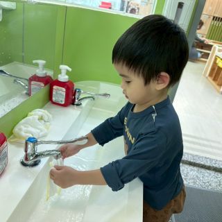 LINE_ALBUM_115.1.15擰抹布、抬腳運動_260119_78