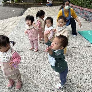 6484FF50-4BF5-401F-A8EB-C95F79697AAF