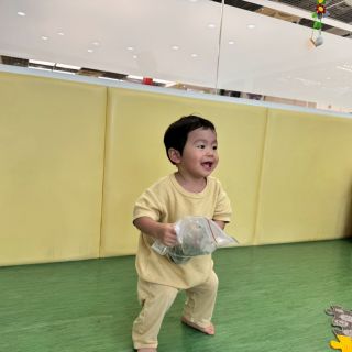 LINE_ALBUM_拍袋子_260523_72