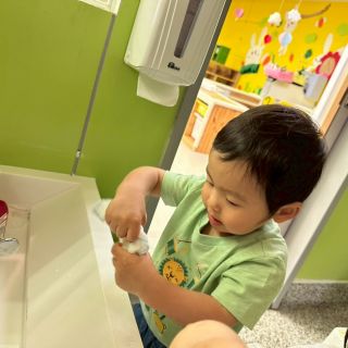 LINE_ALBUM_穿襪子_260430_84