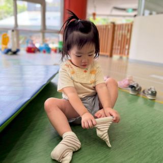LINE_ALBUM_穿襪子_260521_1