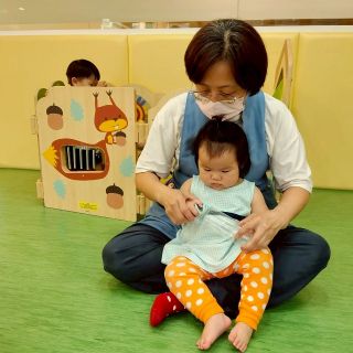 LINE_ALBUM_小寶6月11日轉瓶蓋與6月12日扶碗照片_260620_7