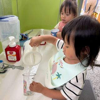 LINE_ALBUM_倒水_260708_43
