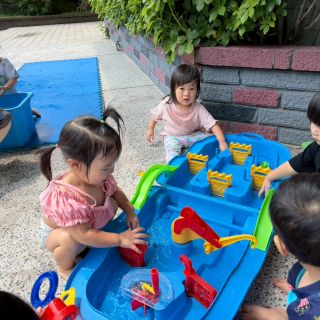 LINE_ALBUM_玩水_7手指謠_260715_98