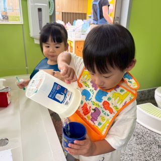 LINE_ALBUM_倒水_260708_36