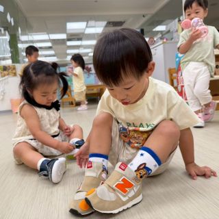 LINE_ALBUM_左右腳_260610_25