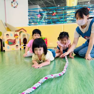 LINE_ALBUM_跳爬走_260809_16